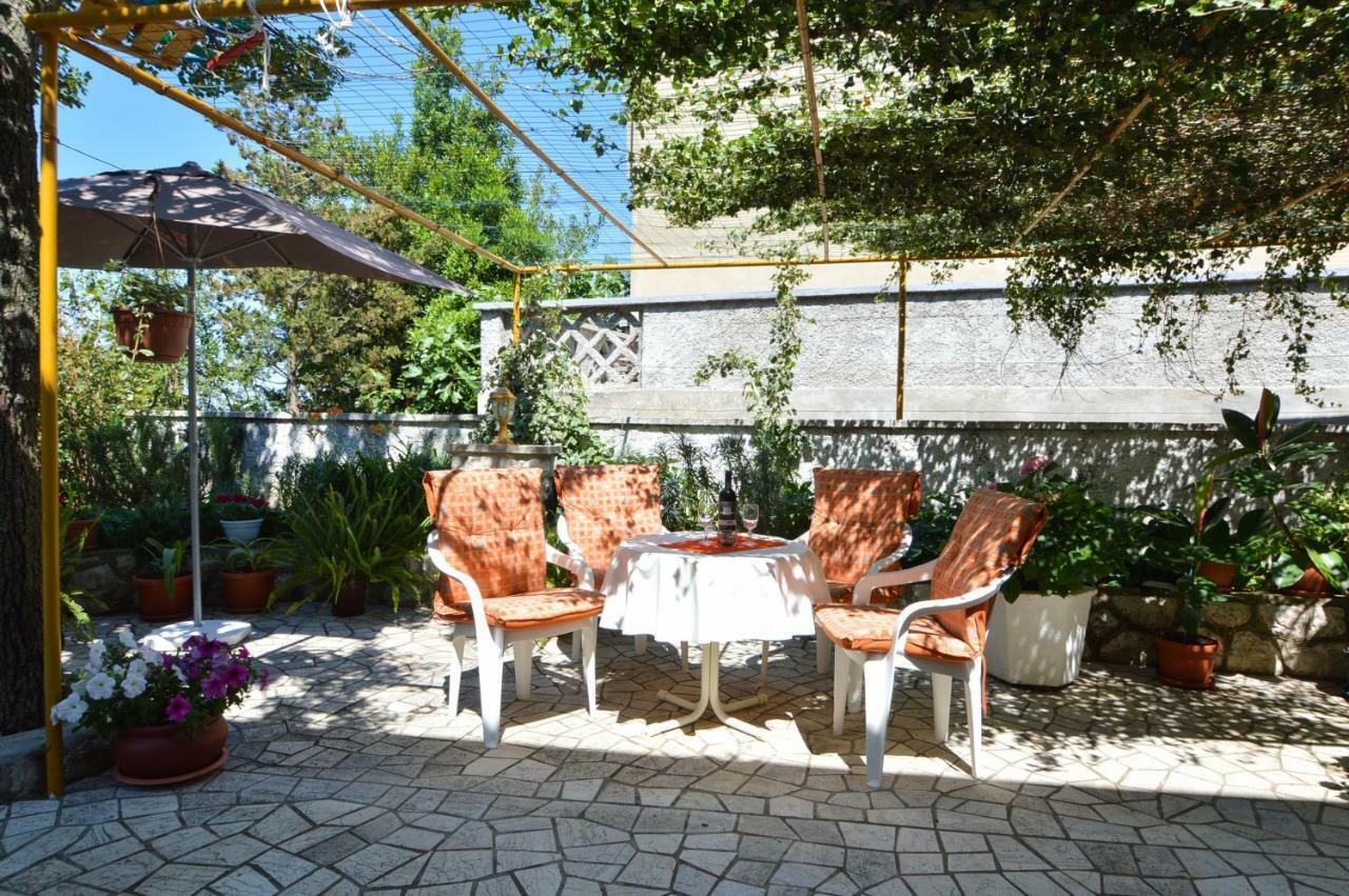Apartments Rada Novi Vinodolski Buitenkant foto